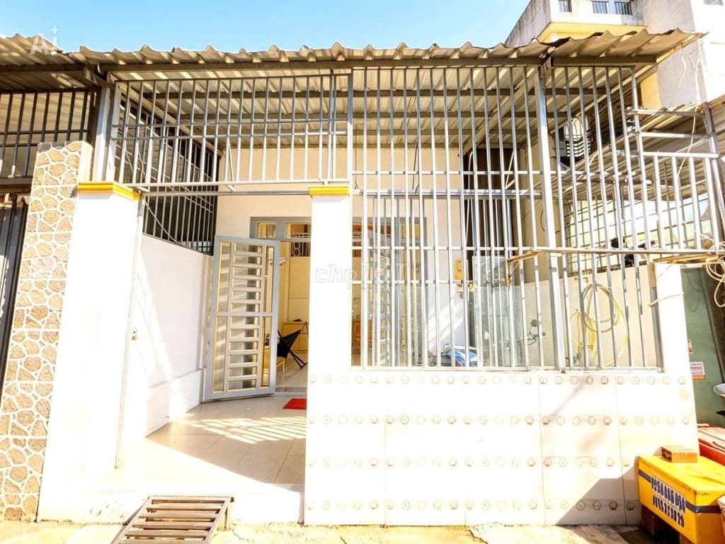 NHÀ 2 TẦNG MỚI VỀ Ở NGAY, 78M2, GẦN CHỢ, SÂN BANH THỚI TỨ, CHỈ 3.3 TỶ