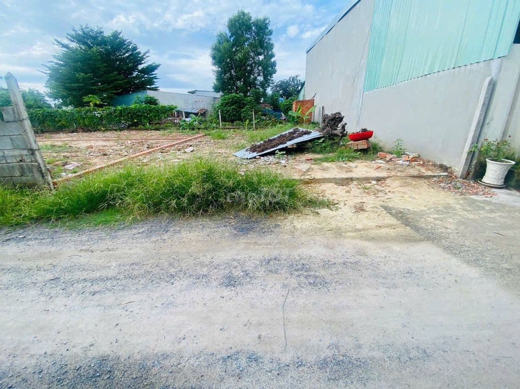 CHỦ NGỘP OXI, Bán nhanh lô đất xã Tân An Hội, 375m2, SHR, 795TR