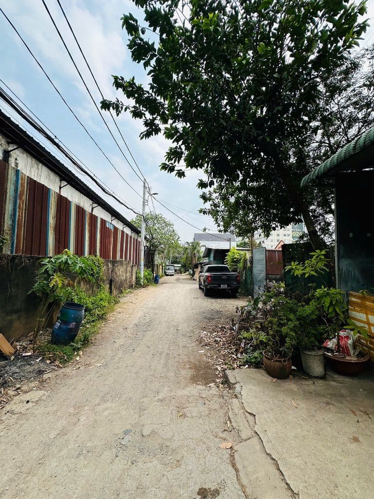 HIẾM- Bán Nhà Ngang 17m Xây CHDV P.Linh Xuân Hẻm Xe Tải Giá 5,5 Tỷ SHR - Ảnh 3