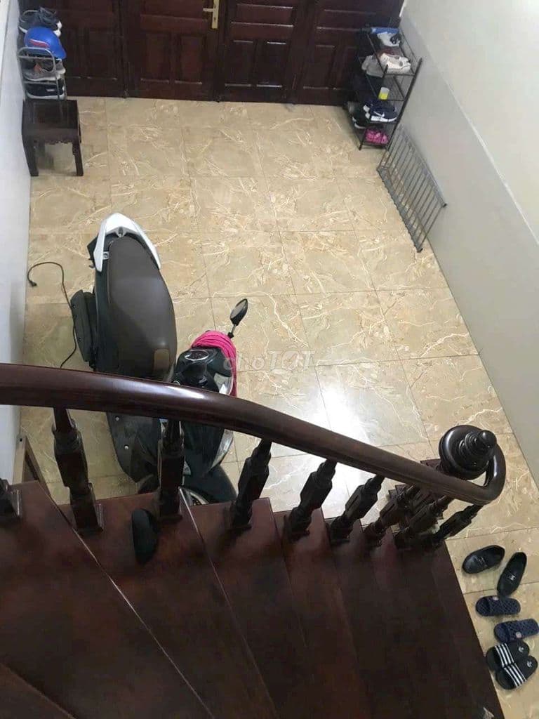 bán nhà lạc trung ngõ oto 1 nhà ra mặt phố - Ảnh 2