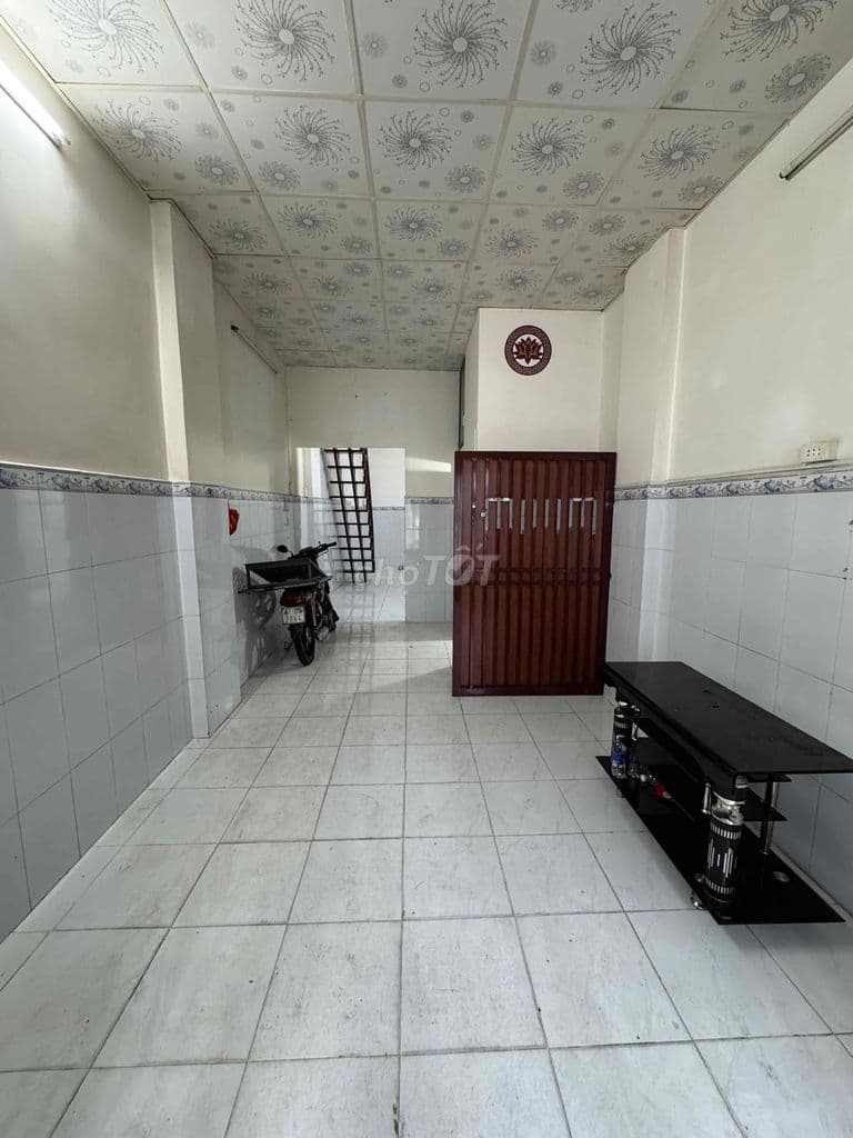 BÁN NHÀ BÃI SẬY QUẬN 6 - DT lớn 80m2 - chỉ 4.x tỉ