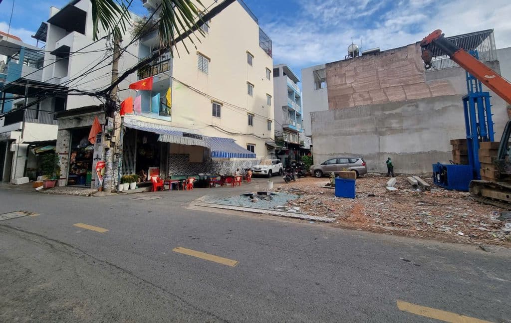 Bán đất lô góc mặt tiền đường - Ảnh 2