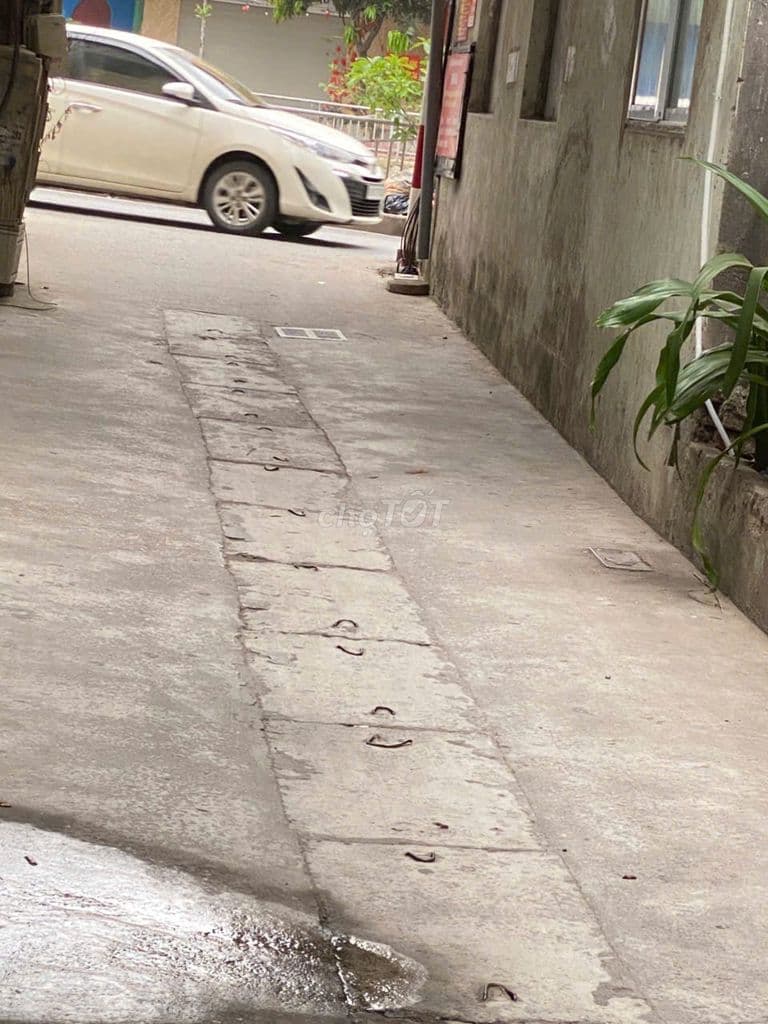 CẦN BÁN (CHÍNH CHỦ): NHÀ PHỐ NGUYỄN LÂN, HAI MẶT NGÕ, Ô TÔ VÀO NHÀ! - Ảnh 3