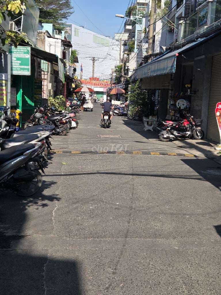 Nhà ngay góc Mã Lò và Lô Tư DTSD 75m2, hẻm oto tránh, sổ hồng riêng HC - Ảnh 2