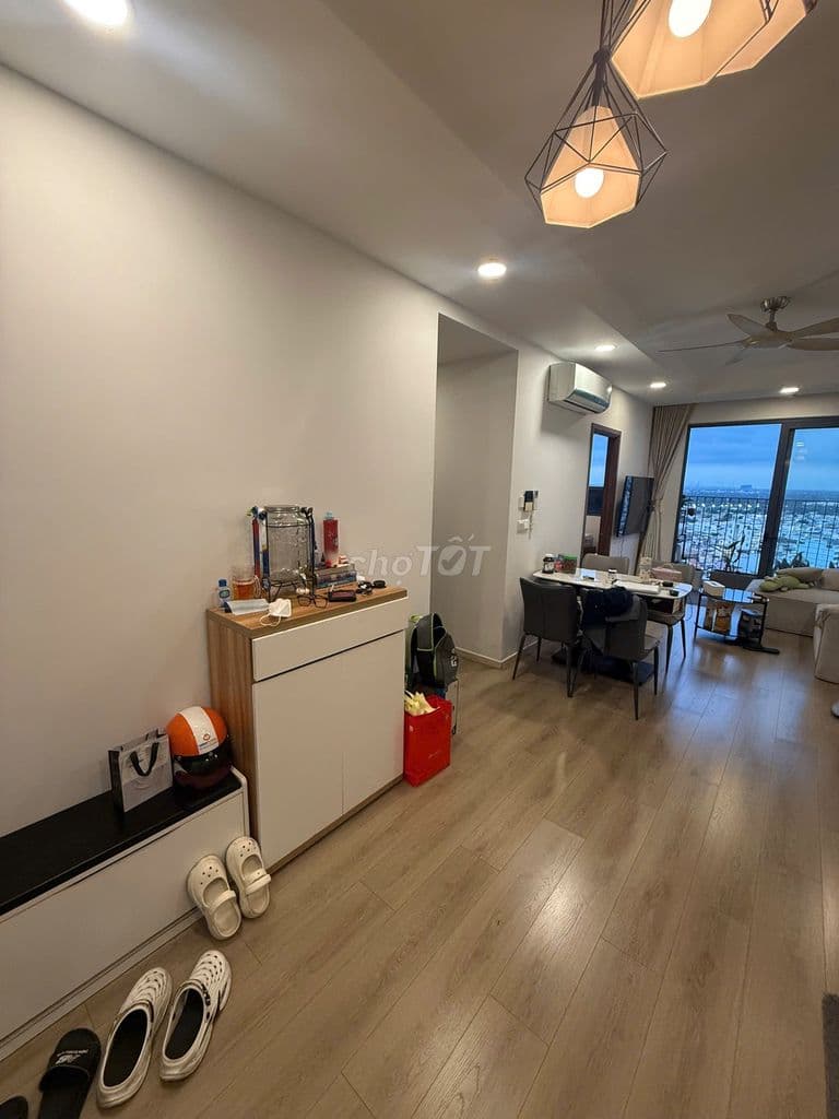 Bán CC The Pegasuite 2, 4,55 tỷ, 68m2, 2PN, 2WC, hướng Đông Nam