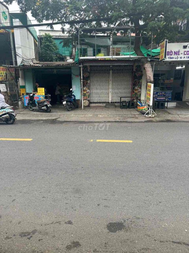 Bán nhà mặt tiền tỉnh lộ 10 - dt 4x30m- chưa qua quốc lộ