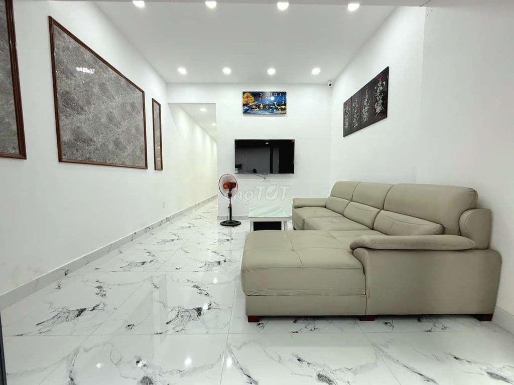 Nhà 54m2 cách mặt tiền 20m hẻm 3m gần trung tâm hc 3.65 tỷ