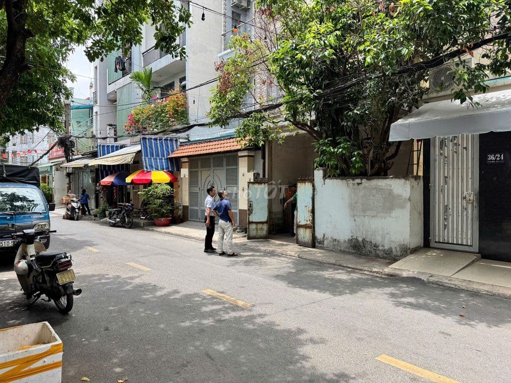 BÁN LÔ ĐẤT NGUYỄN OANH DT 4,25 X 18 Giá 11,5TY