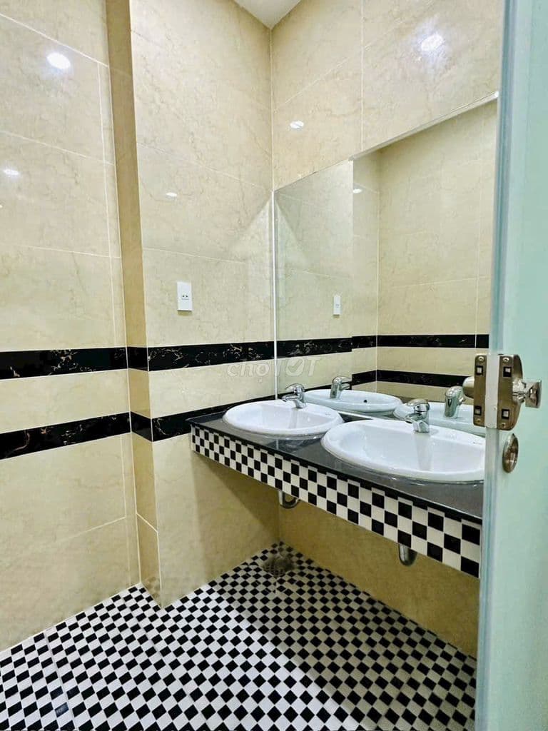 Bán Nhà Hẻm 571/53A Phạm Văn Bạch, Phường 15 Giá 5.99 tỷ