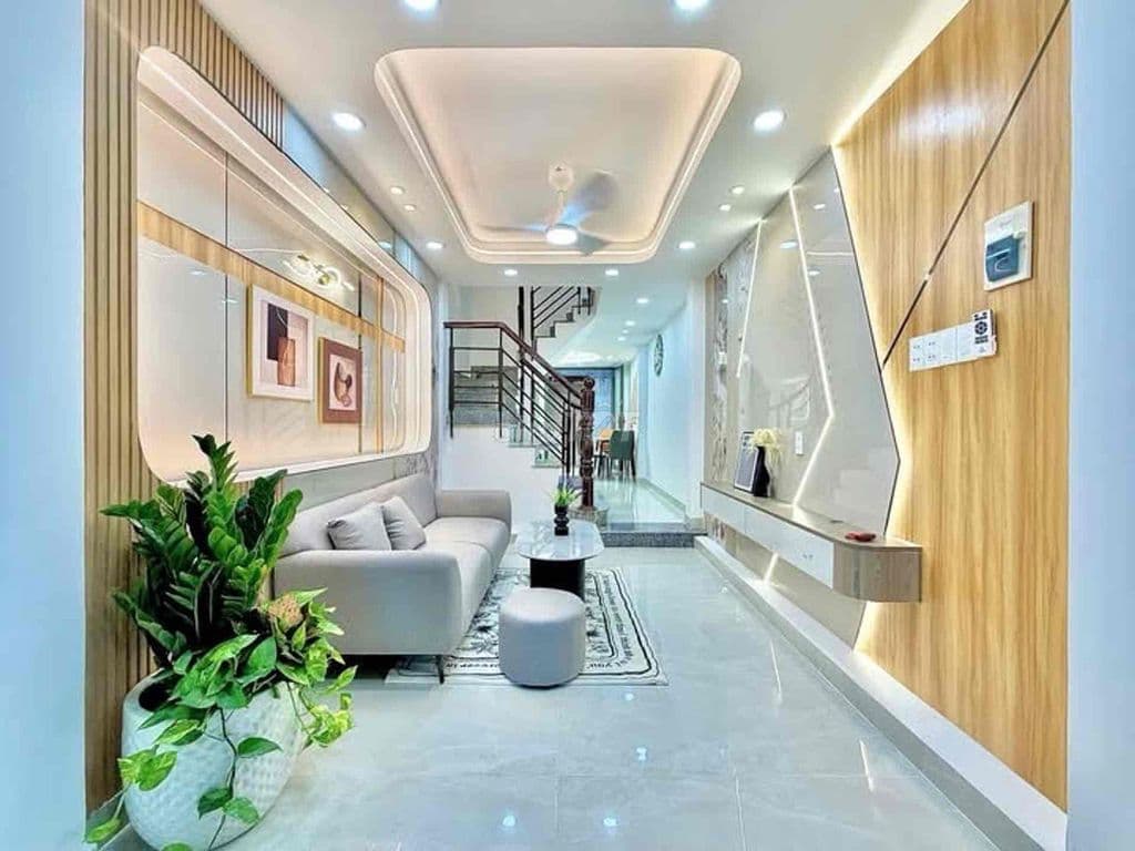 Nguyễn Trọng Tuyển, 3 Tầng Sân Thượng 5PN, Nở Hậu, 3 Căn ra Mặt Tiền