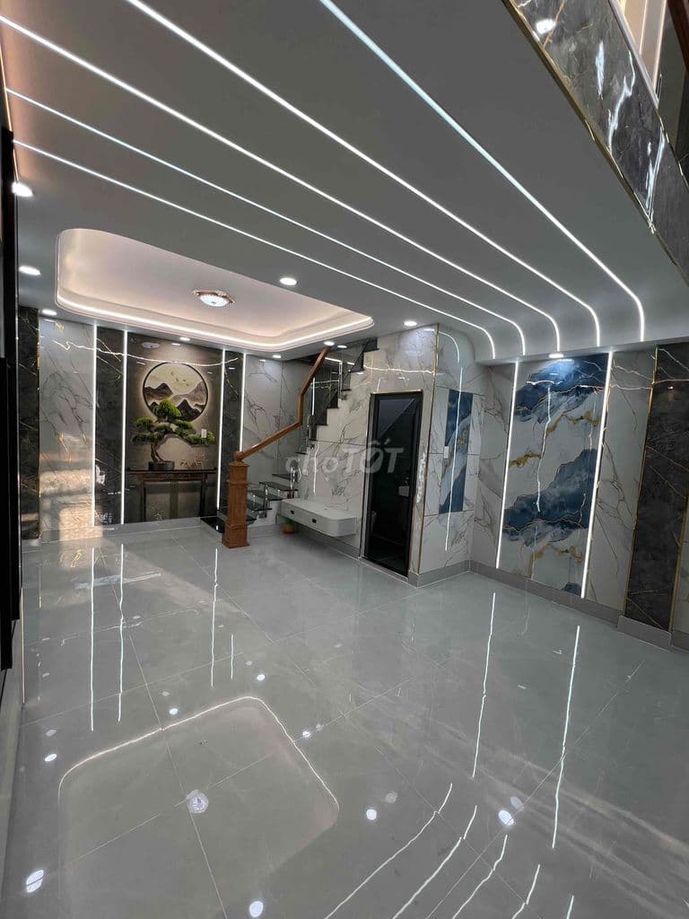 Nhà Hxh 6 thông tmt2a dt 4,3x9 trệt 2 lầu giá 5.1 tỷ gần ubnd phường - Ảnh 3