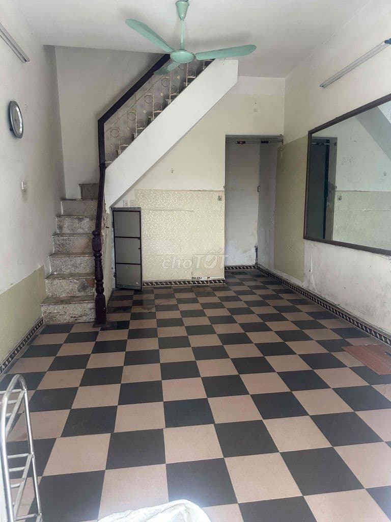 bán nhà mặt ngõ ô tô đỗ cửa chính chủ - Ảnh 2