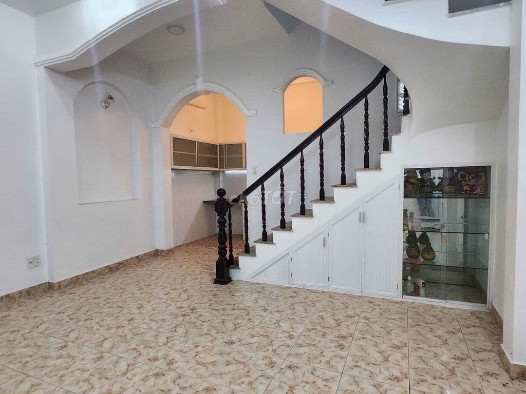 GIẢM SÂU 700 TRIỆU BÁN NHÀ PHỐ THỜI TRANG TRẦN QUANG DIỆU QUẬN 3