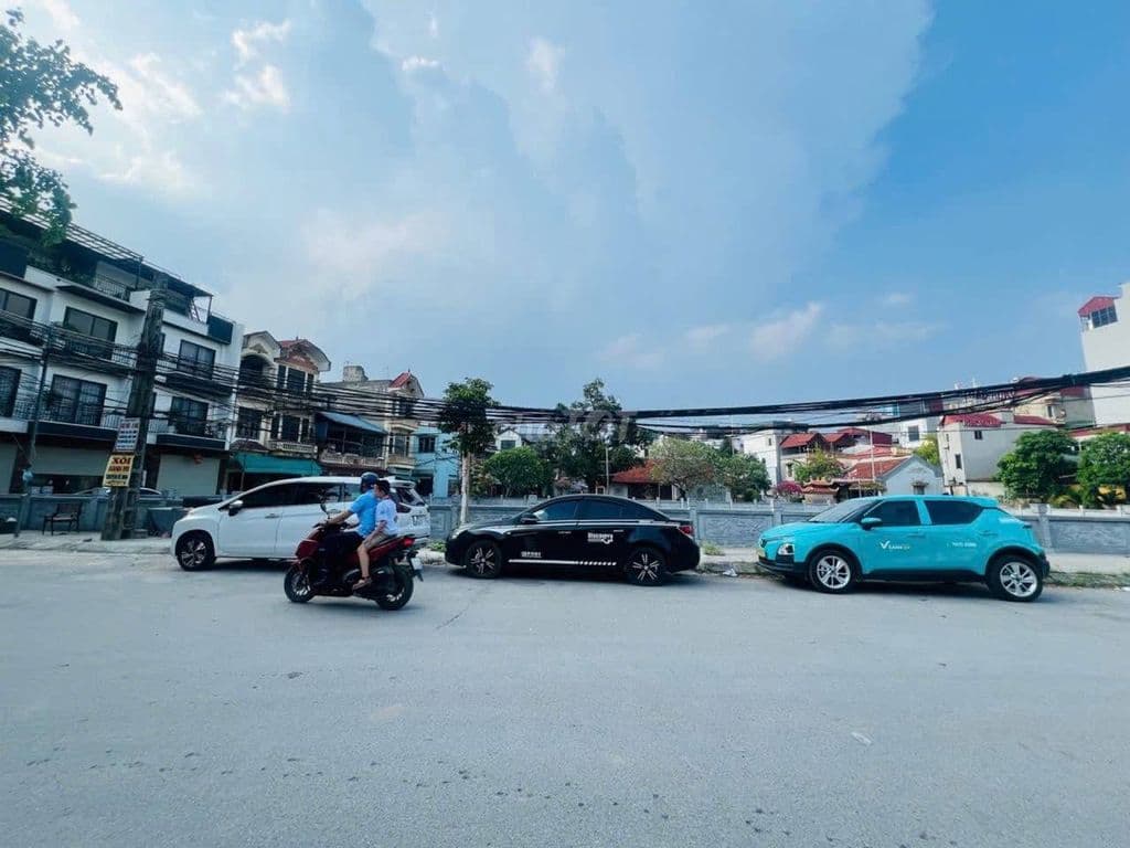 Nhà Lô Góc 8PN Phú Lương 42m2 5 Tầng Full NT 7.6 Tỷ