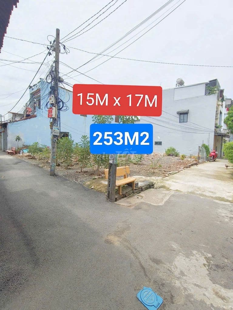 Lô đất 253m2( 15m x 17m)- ngay sau chợ bình triệu- ql13