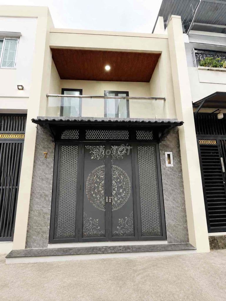 BÁN NHÀ Q6, P8, Đ. BÌNH TIÊN, 42m2, HXH, 3PN, SHR 9 CHỦ, KO QH, 4.2 TY