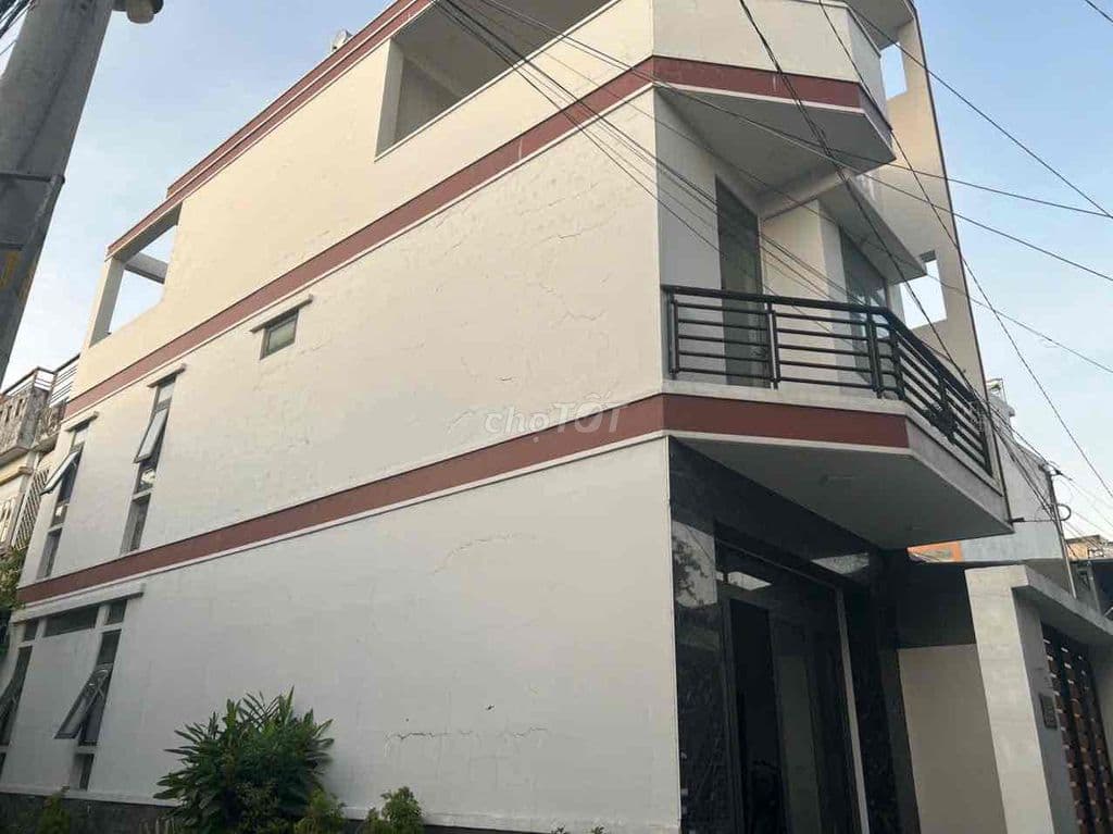 nhà 3 tầng-75m2-ngang 5-hẻm xe tải-2 mt- ngay gigamall- 7tỷ1