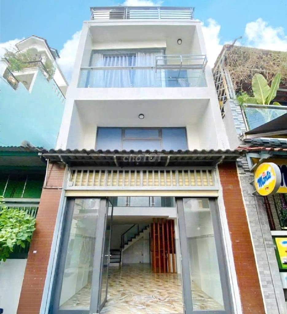 Hiếm 5 tỷ - Nhà Gò Vấp, HXH trải nhựa, Thông, DT 4x10m, 1 trệt 2 lầu