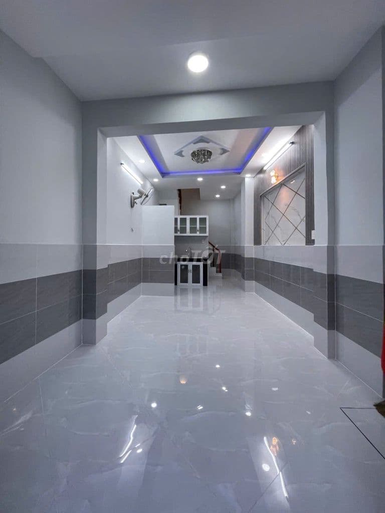 NHÀ HIỆP THÀNH 13 2 LẦU CÓ KHO RIÊNG, GẦN CHỢ HIỆP THÀNH. GIÁ 1,898 TỶ - Ảnh 3