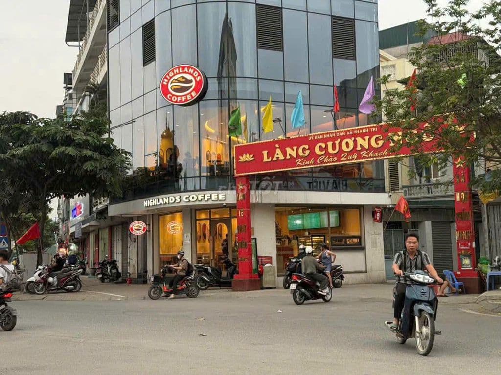 Bán nhà Tứ Hiệp, Thanh trì 80m, 3 tầng lô góc sát ô tô hơn 7 tỷ.