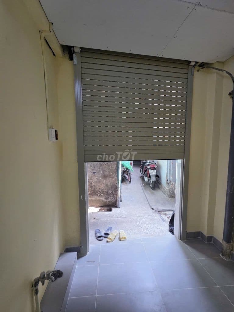 CHỈ NHỈNH 2 TỶ SỞ HỮU HỘ KHẨU NỞ HẬu QUẬN 1 - 25M2 + 3 TẦNG - 3 Tầng - Ảnh 2