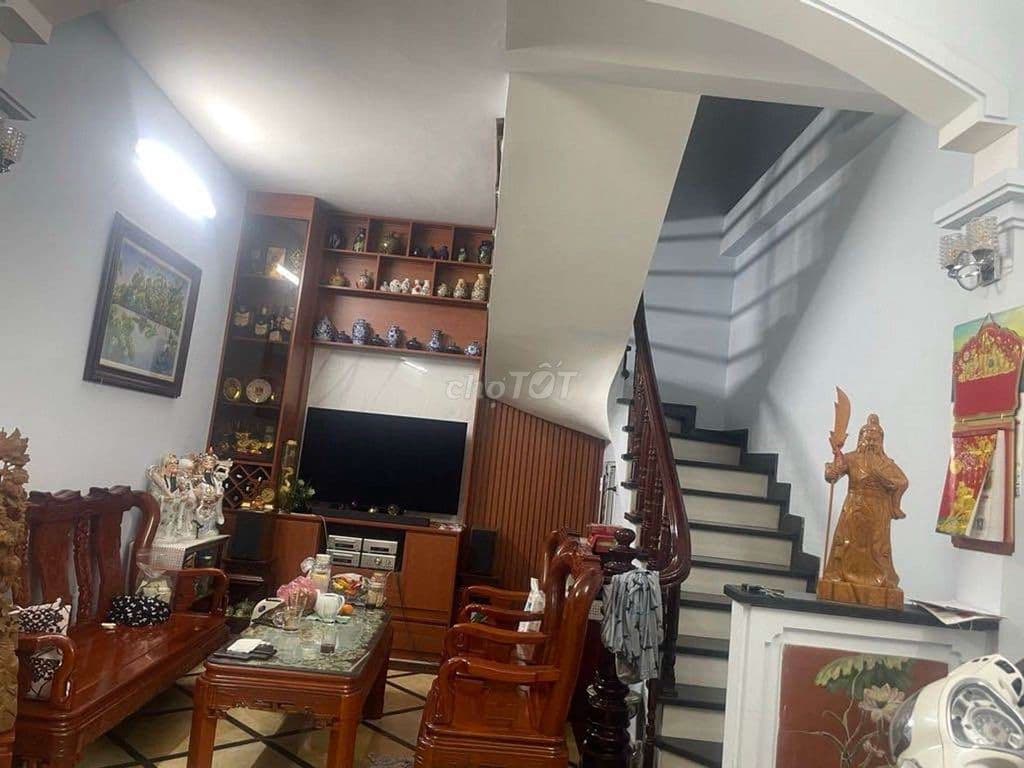 Nhà phố Hồng Mai, Ngõ thông, lô góc, 37 m2, 5 tỷ - Ảnh 2