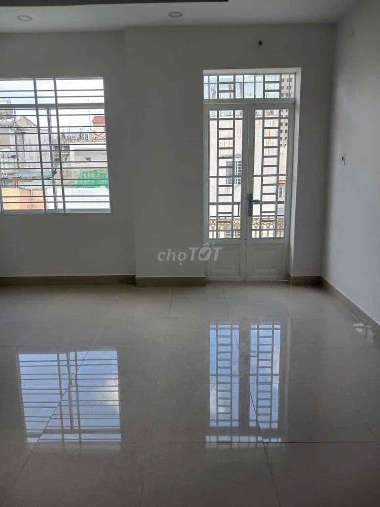 bán nhà 3 lầu mới 4.6mx12m giá 5.85 tỷ - Ảnh 2