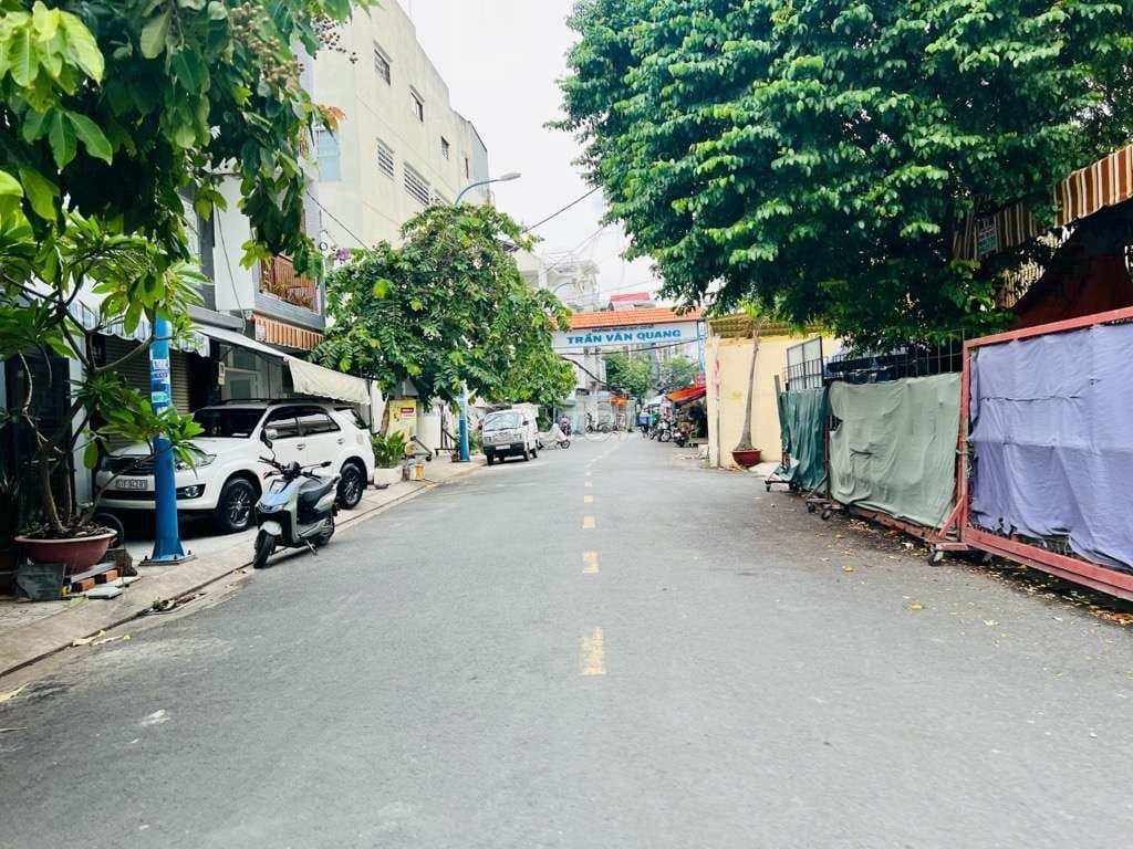 Bán Đất ,Đường sư huỳnh Liên P 11 ,Tân Bình,Ngang 10M -250M2 ,Giá 30Tỷ