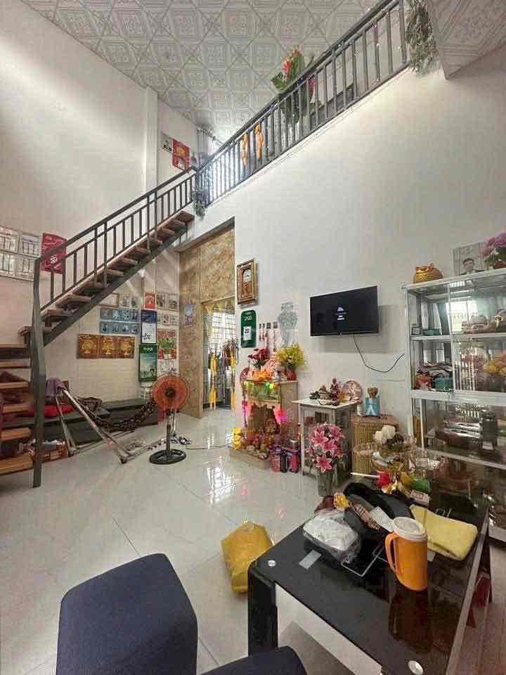 Bán Nhà Bình Chánh Tân Kiên- Gác Lửng 3PN mặt tiền đường rộng 6m - Ảnh 2