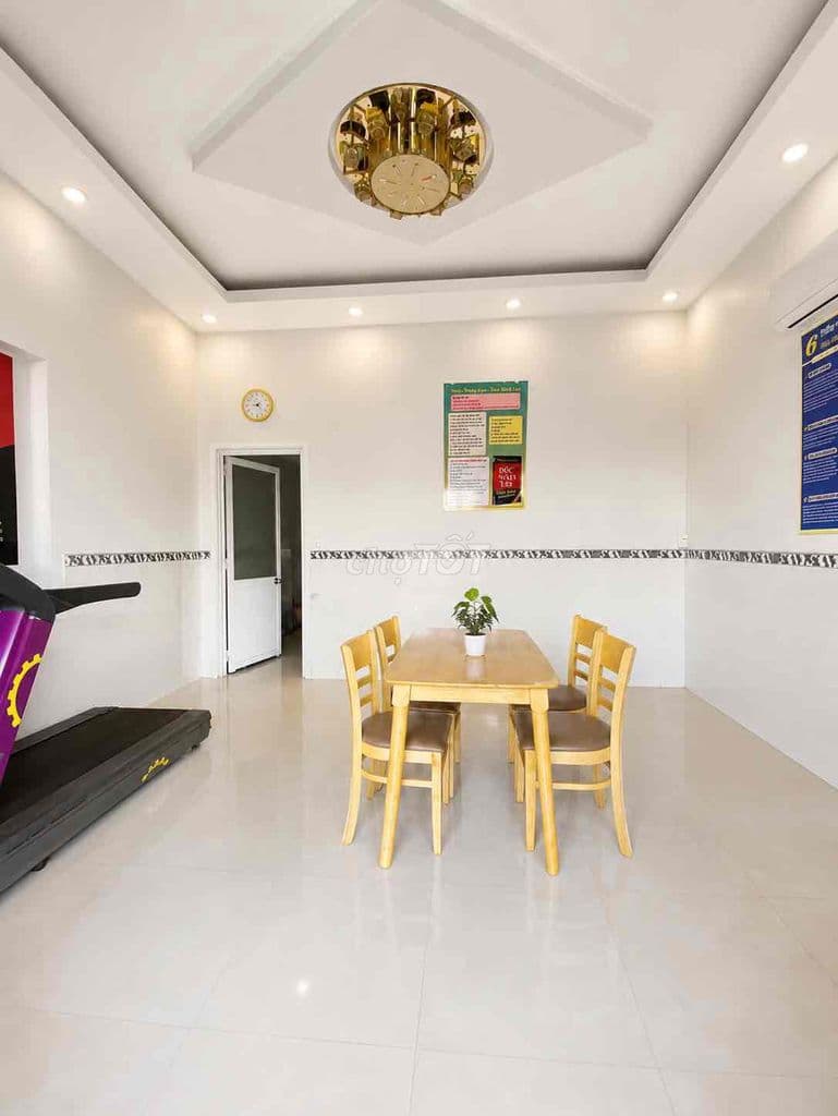MTKD, 80m2, Ngay chợ nhỏ Lê Văn Việt, đường phân làn 8m, 6.69 tỷ!!