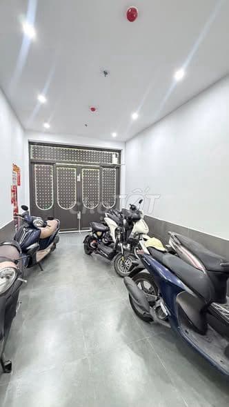 bán nhà 80m2 trung tâm phố Hoàng Như Tiếp giảm giá