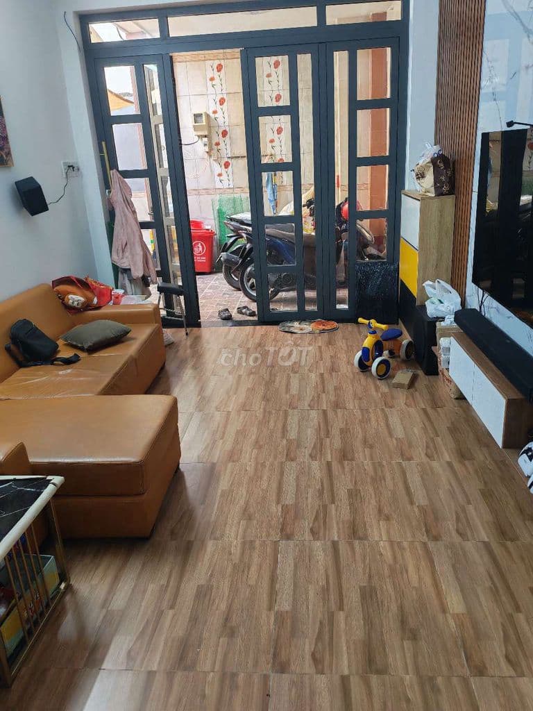 BÁN NHÀ HẺM NHỈNH 4 TỶ