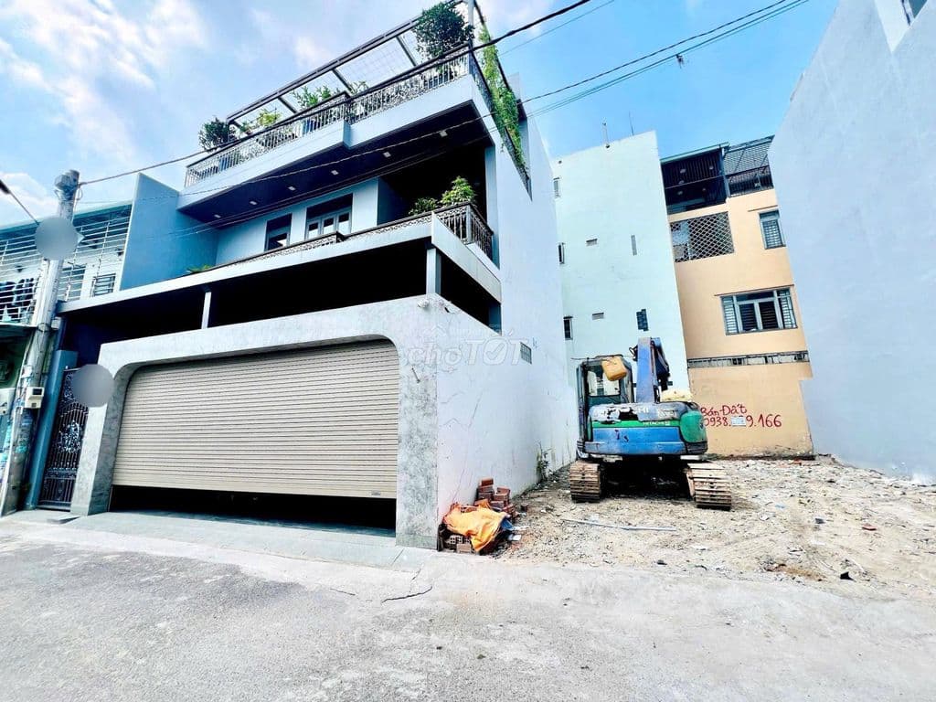 Quá Hiếm_ĐẤT BIỆT THỰ MINI_NGANG 7M_RA MẶT TIỀN 30m_GẦN ĐH CẢNH SÁT