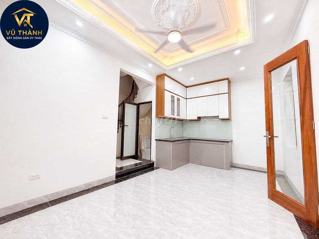 Bán nhà Xuân Đỉnh - 5 tầng, thang máy, nở hậu, ô tô lùi sát nhà - Ảnh 2