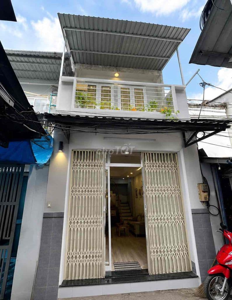 CẠNH KHU VIP KIỀU ĐÀM | NGAY CỬA NGÕ CẦU NGUYỄN KHOÁI |SHR HOÀN C