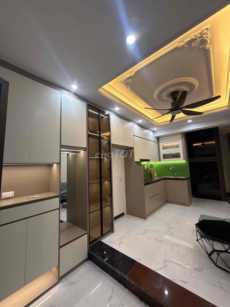 Nhà đẹp 5 tầng Minh Khai, cần sang nhanh sổ sẵn sàng giao dịch ngay - Ảnh 2