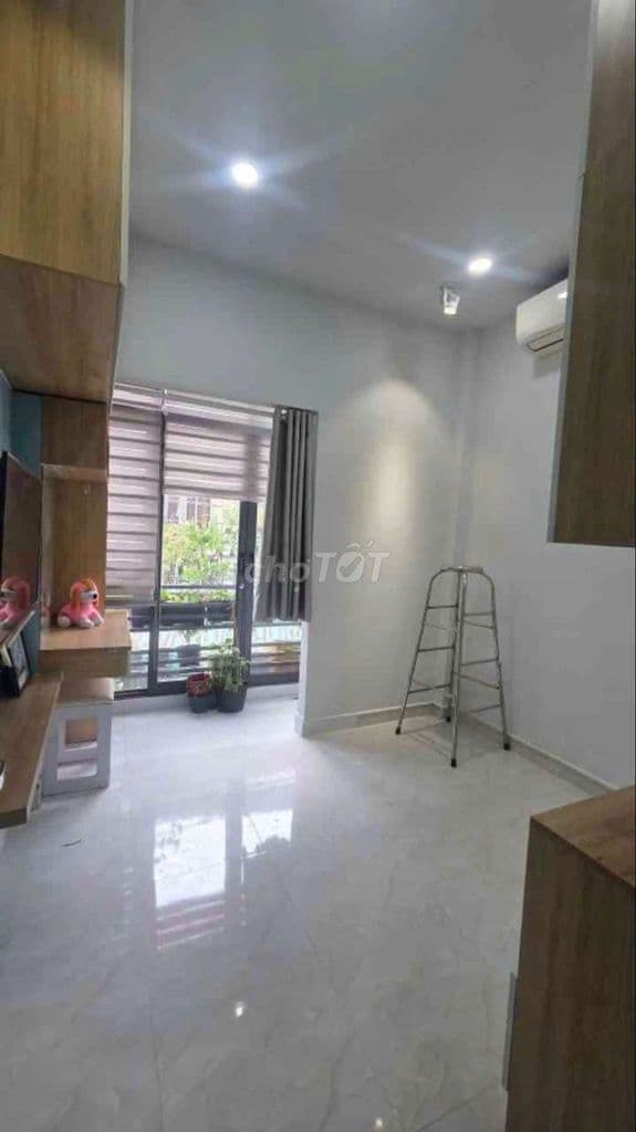 Lạc Long Quân - Quận 11 - hẻm 5m - 2PN 2WC - Giá chỉ hơn 2 tỷ - Ảnh 2
