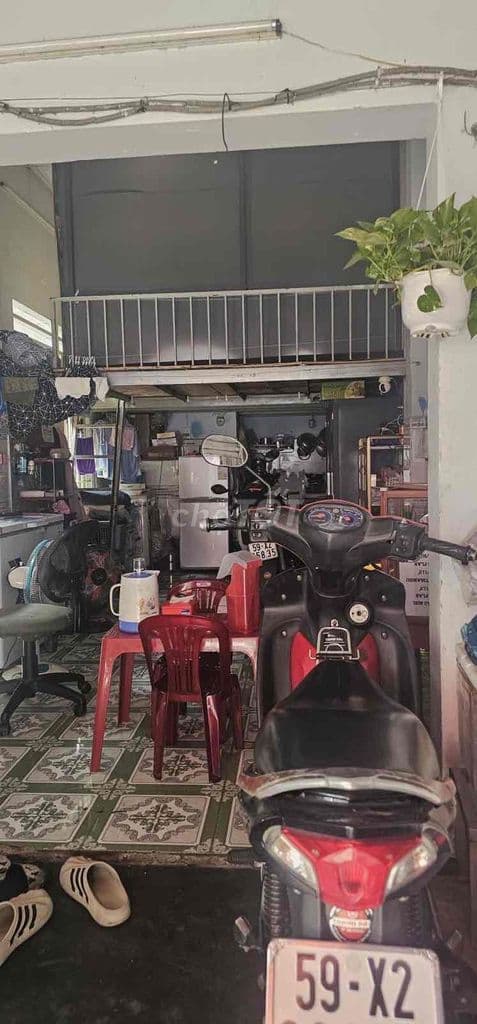 Nhà Trọ 98m2 Mặt Tiền KD Đường 138 Không QH