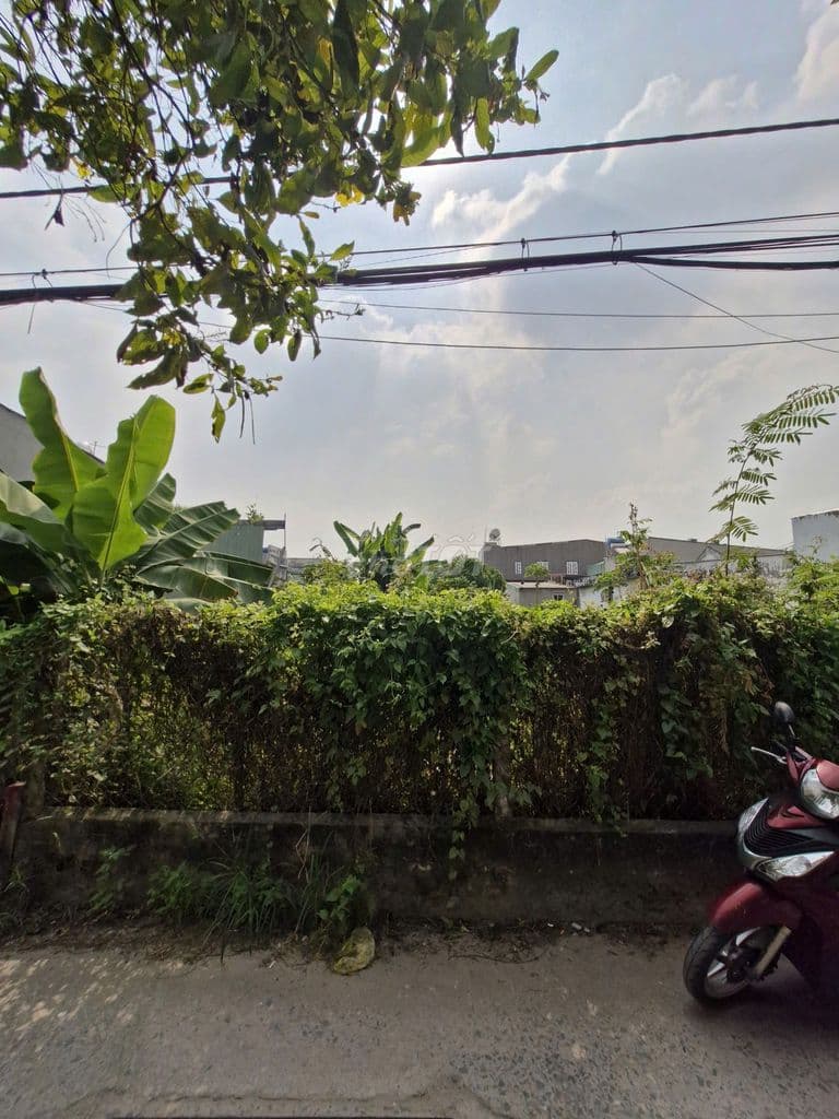 Bán lô đất hẻm xe hơi đường Thạnh Lộc 29, Q12 sát quận gò vấp,dt 5x13m