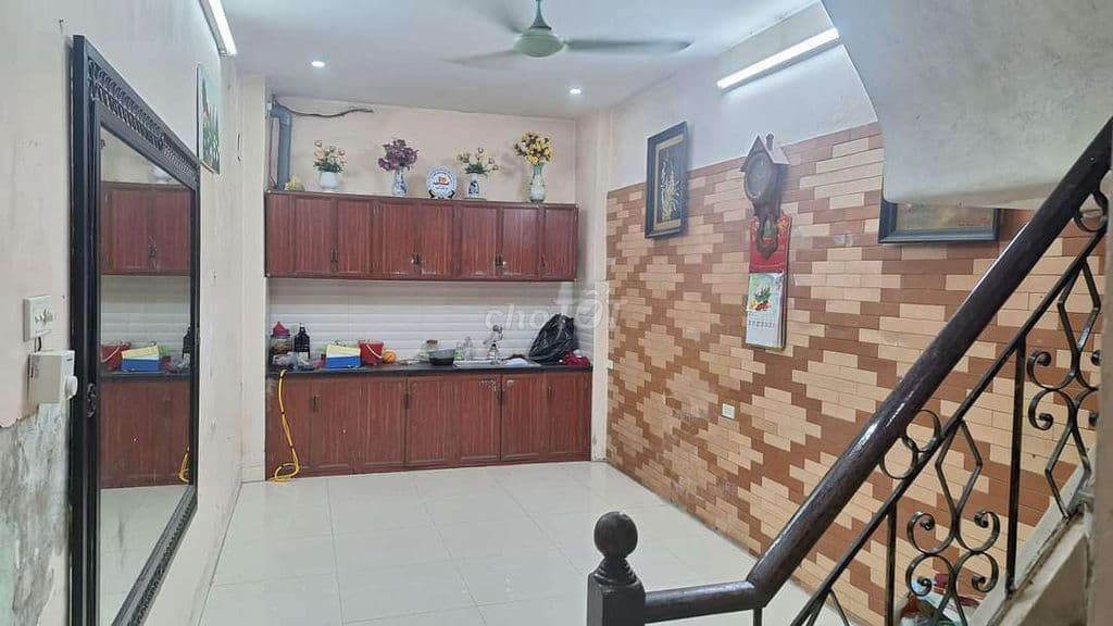Bán nhà mặt phố Thanh Nhàn, quận Hai Bà Trưng cũ (phường Bạch Mai) - Ảnh 2