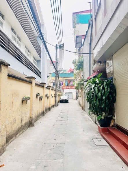 bán nhà 5 tầng Cổ Nhuế ô tô đỗ cửa