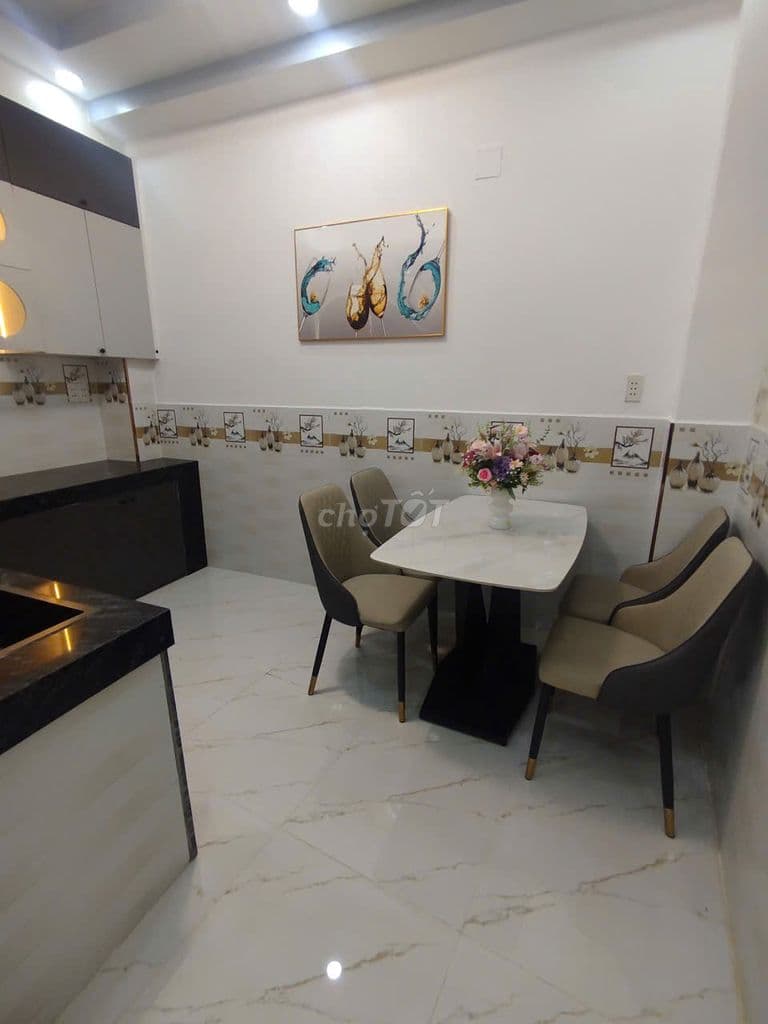 NHÀ NGAY TRUNG TÂM GÒ VẤP GẦN VINCOM QUANG TRUNG , CHỢ TRƯỜNG HỌC - Ảnh 2