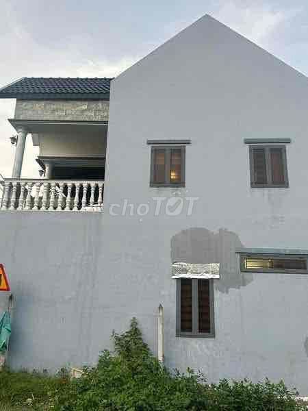 Nhà cc mặt tiền Tân Thới Nhì 35. Rất đẹp 9x10 nở hậu. Xung quanh công