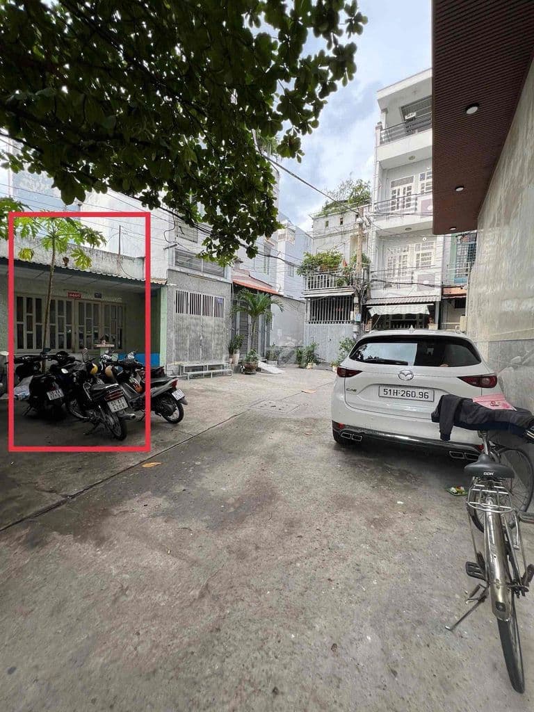 Cần bán nhà hẻm 906/11 đường Lò Gốm P.5 Q.6