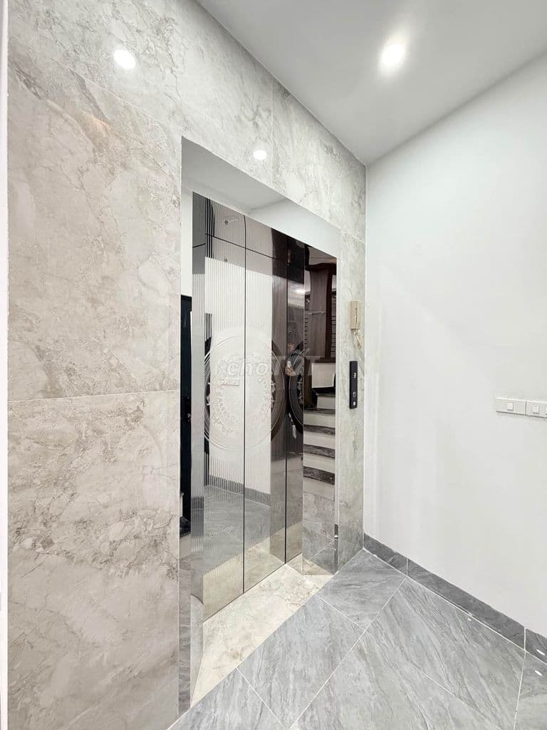 HOT TÂY HỒ- NHÀ ĐẸP THANG MÁY - 35M2 - 6 TẦNG - Ô TÔ ĐỖ CỔNG - Ảnh 2