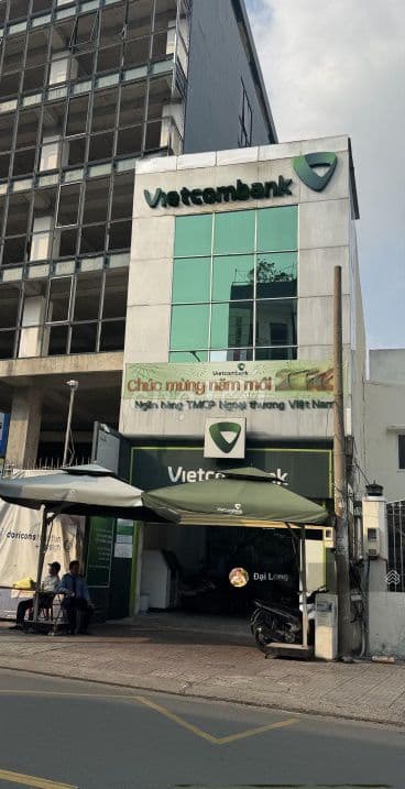Bán nhà mặt tiền Lê Văn Sỹ 5,2m x 33,6m Vietcombank thuê mới ký 5 năm