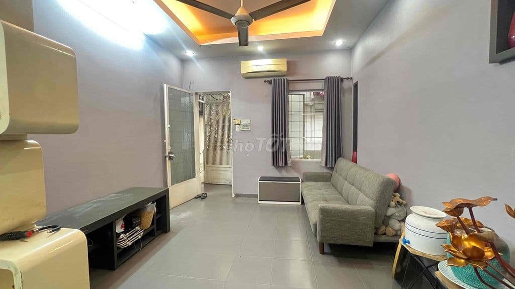 Bán căn hộ A3 phan xích long 66m 2pn 2wc nhà đẹp 4ty6
