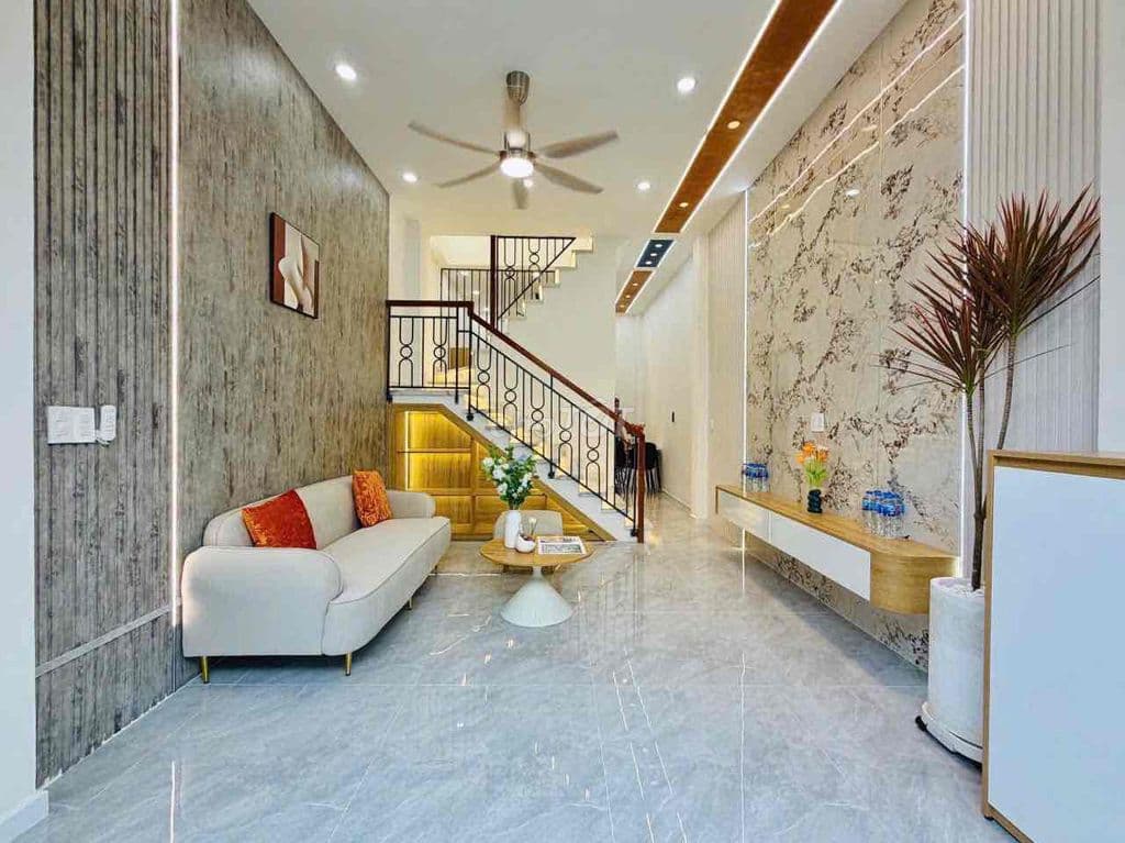 Nhà đẹp Gò Vấp sau Lưng TRƯỜNG THCS QUANG TRUNG Phường 10-Gò Vấp 417/2 - Ảnh 2