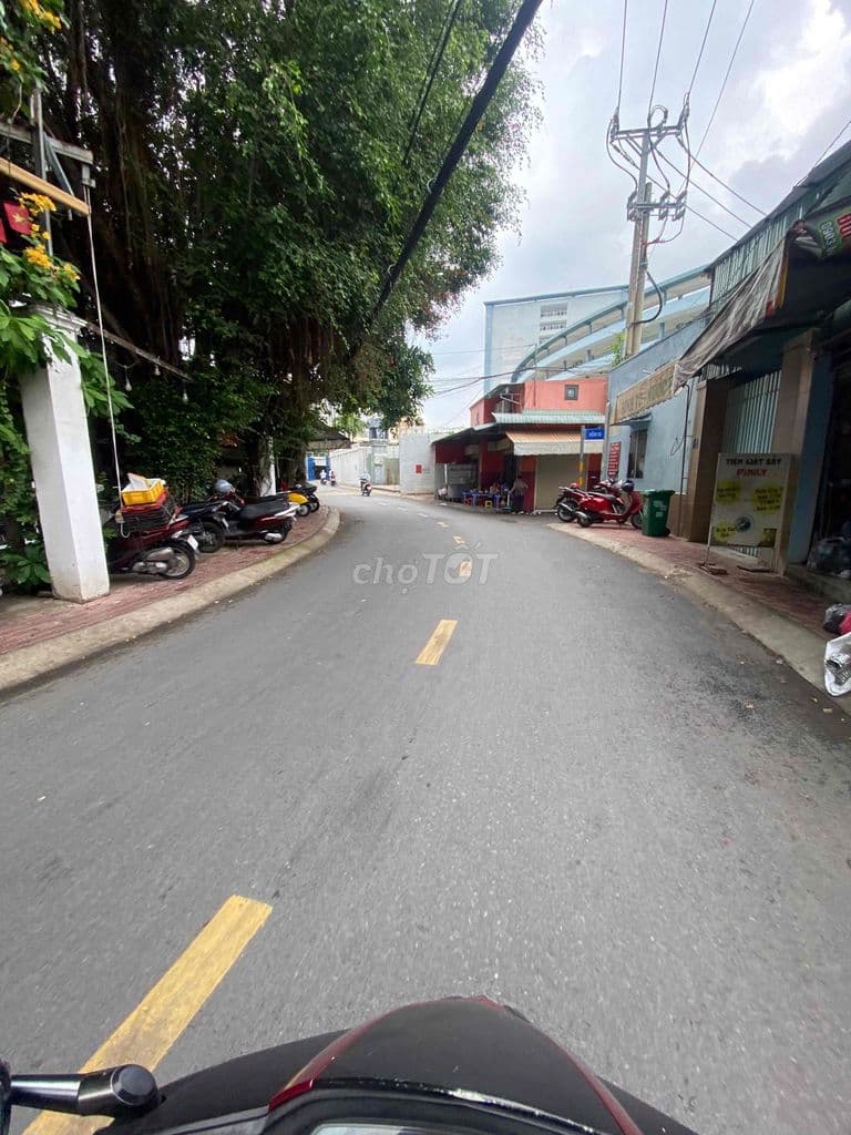 NHÀ 4 TẦNG HẼM 1/ ĐƯỠNG NGUYỄN VĂN GIÁP PHƯỜNG BÌNH TRƯNG ĐÔNG Q2