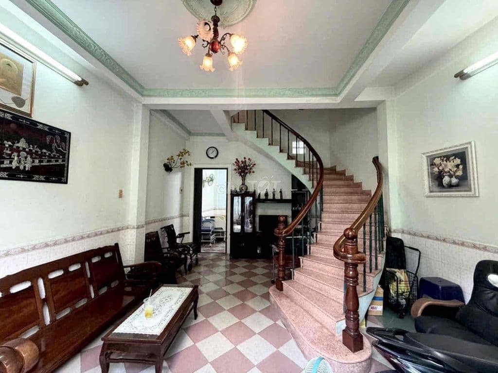 56m2 -ĐỂ Ở HOẶC XÂY CHDV - SÁT 5 TRƯỜNG ĐẠI HỌC - BỆNH VIỆN - Ảnh 2